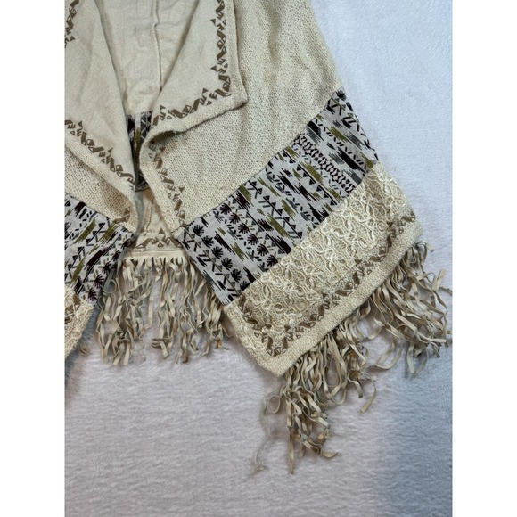 Miss Me Open Fringe Vest Cream Multicolored Aztec Print Band Accent Fringe Hem M - Picture 3 of 10